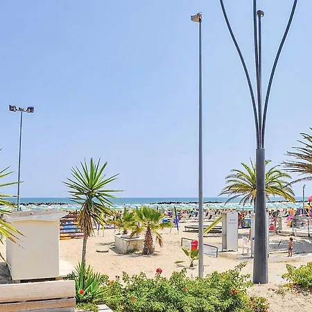1 Bedroom Nice In Appartement Martinsicuro